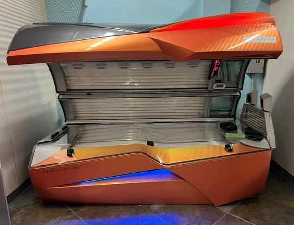 Ergoline Excellence 880 (2 available)
